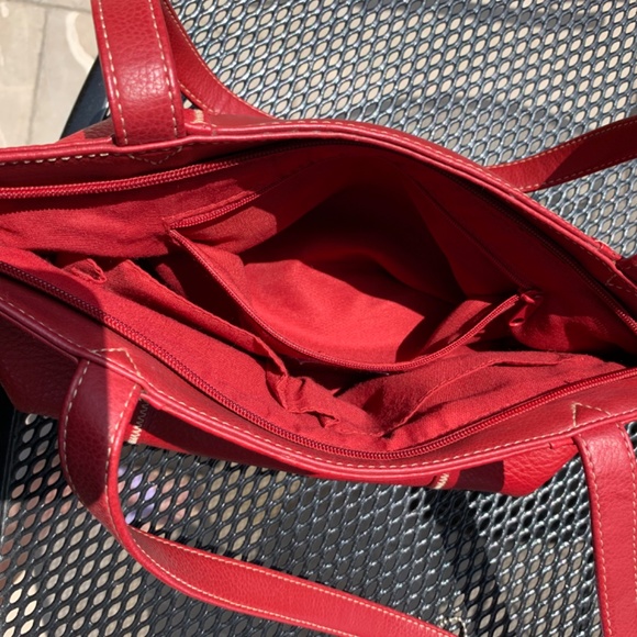 The Sak Red handbag - Picture 5 of 7